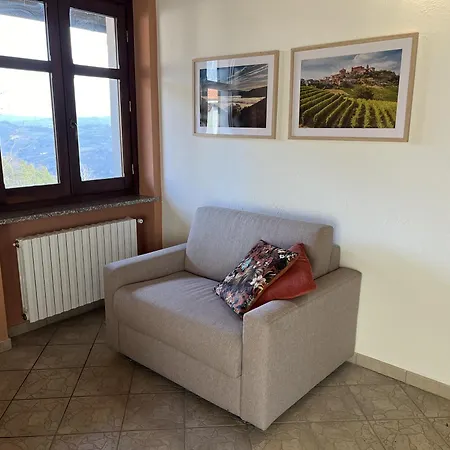 Vista Alta Langa, Bella Vista Apartmán Cravanzana